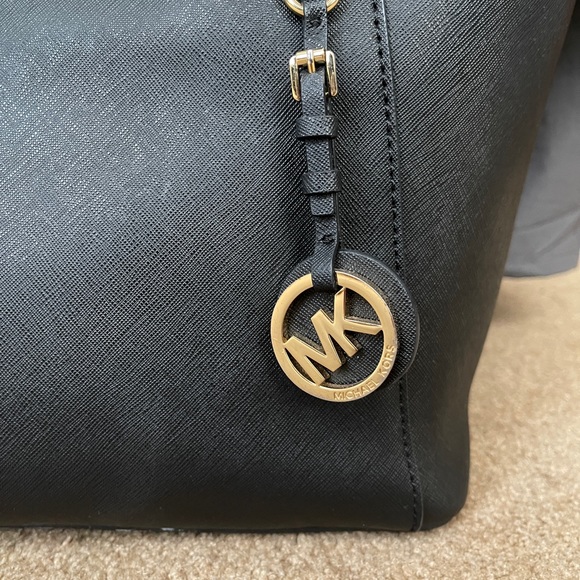 Michael Kors Purse - Picture 8 of 8